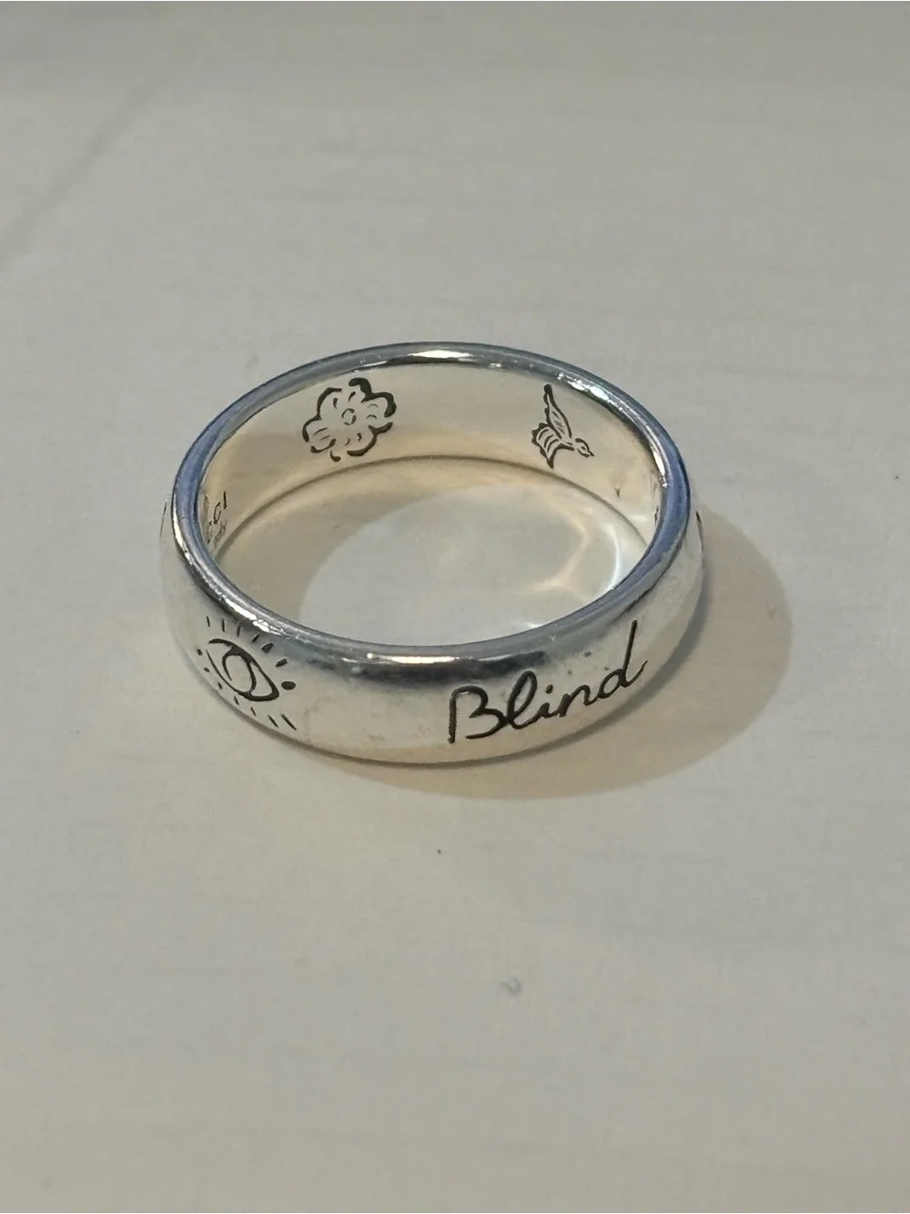 Gucci Silver 'Blind for Love' Ring IT11 US5.5-6